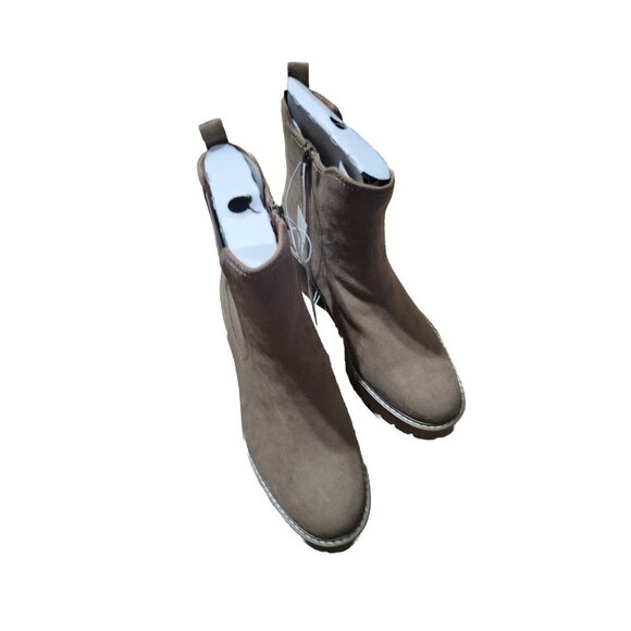 UNIVERSAL THREAD Lug Sole Chelsea Ankle Boots Platform Chunky Heel Taupe Booties - Picture 2 of 6